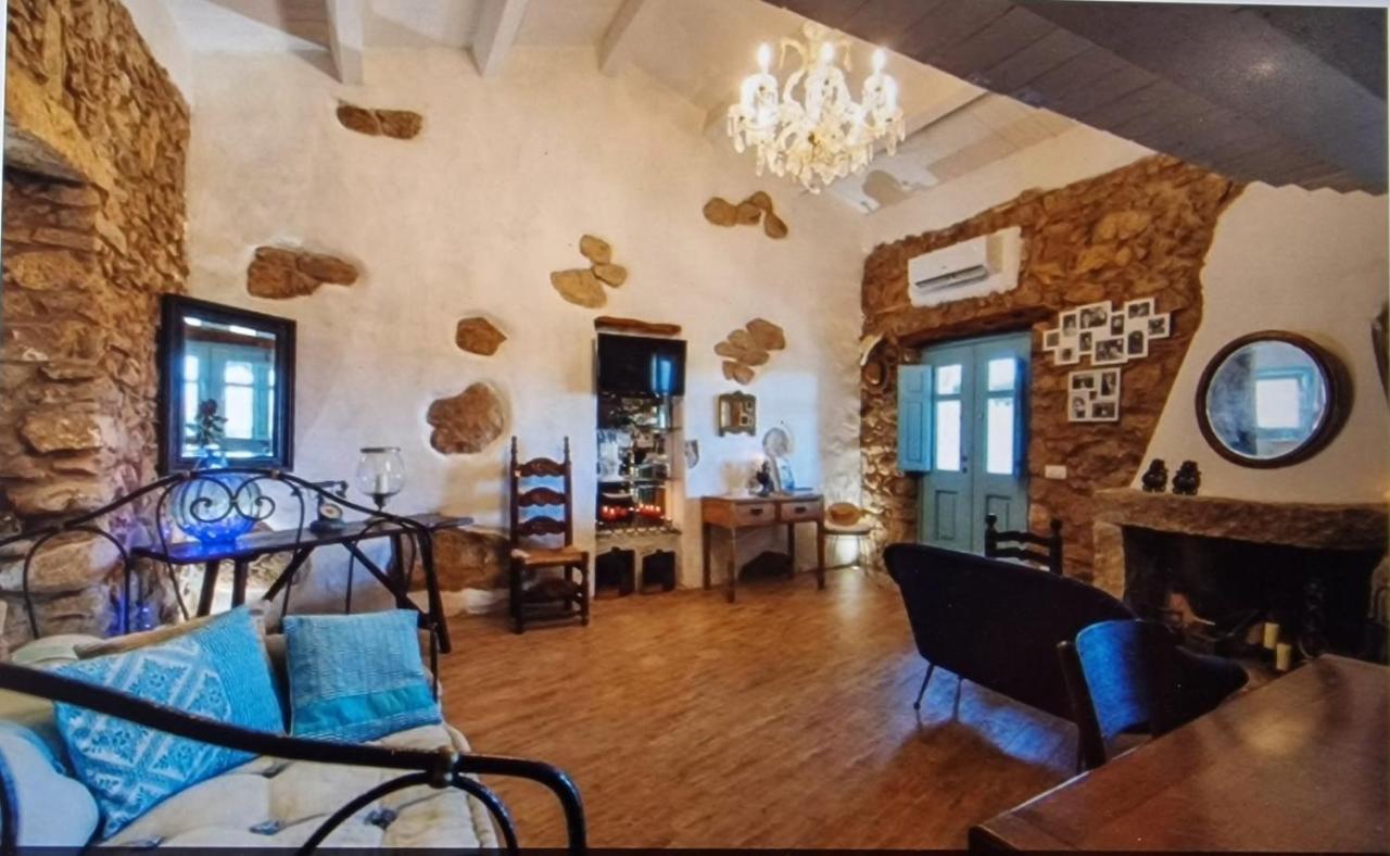 Rifugio Monte Pino Villa Telti Exterior photo