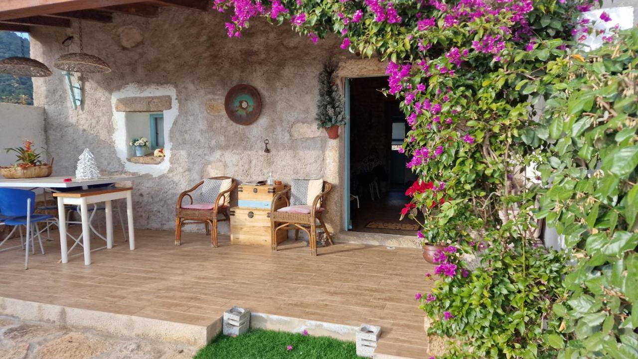 Rifugio Monte Pino Villa Telti Exterior photo
